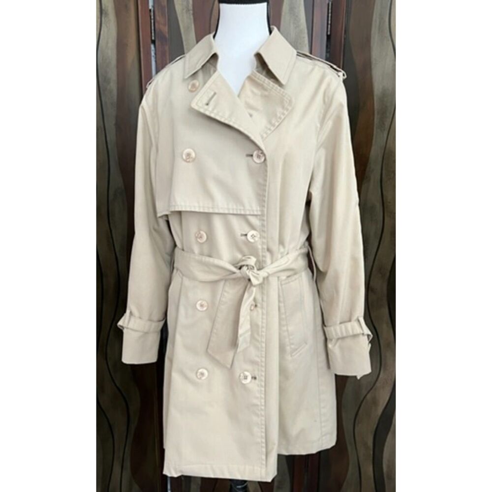 Vintage London Fog trench coat. Size 12P.